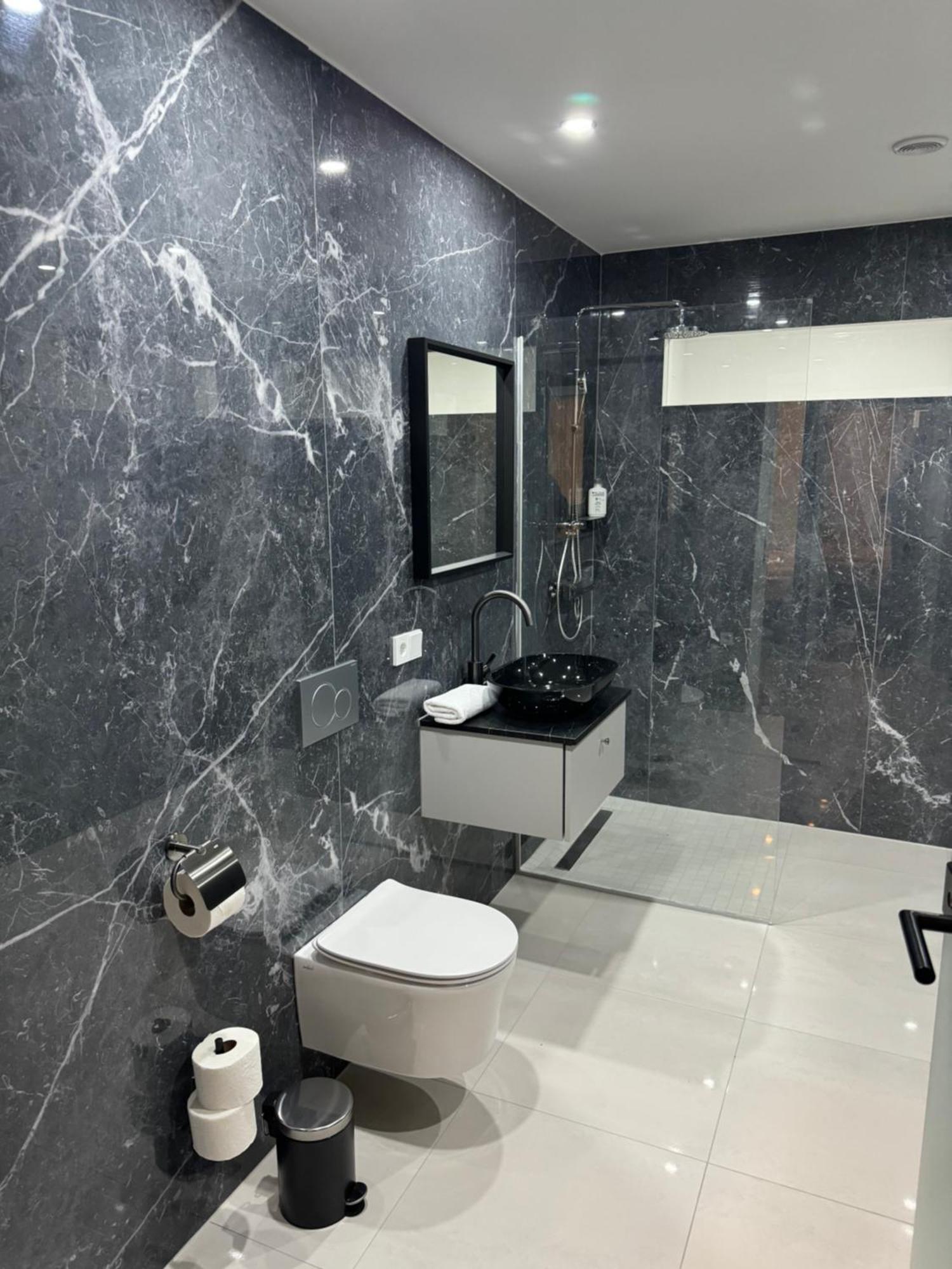 Design Apartment In The Centre Of 비엔나 외부 사진